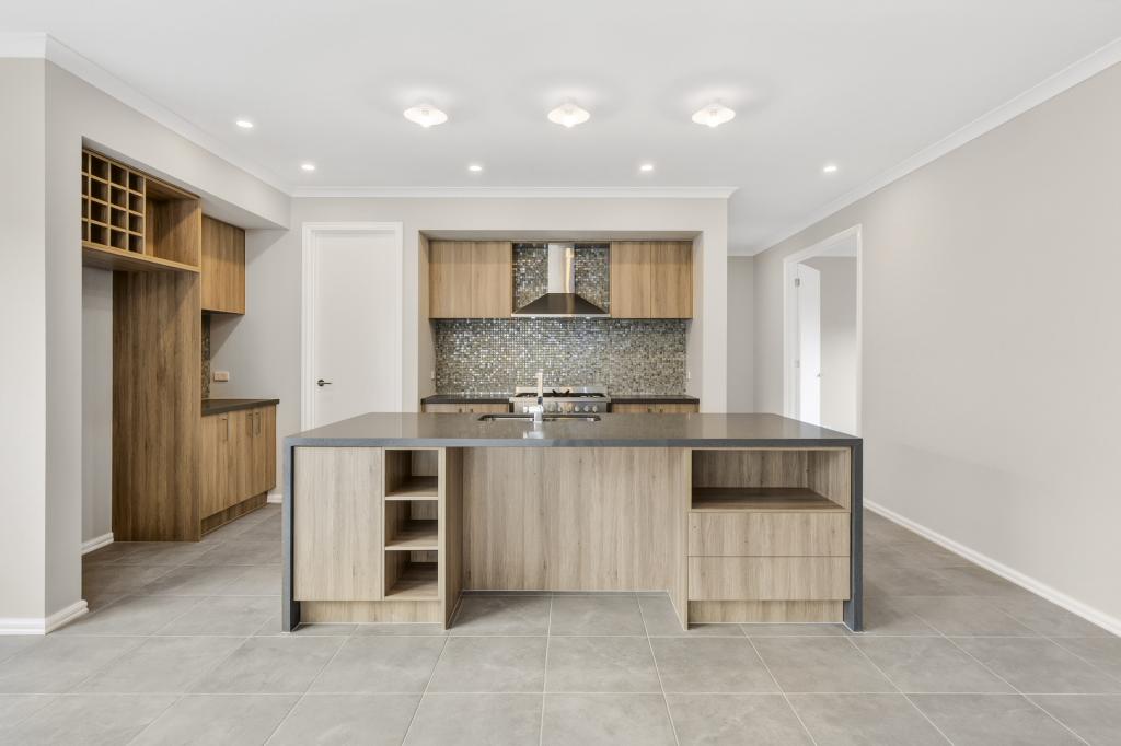 233 Wilderness Dr, Mount Duneed, VIC 3217