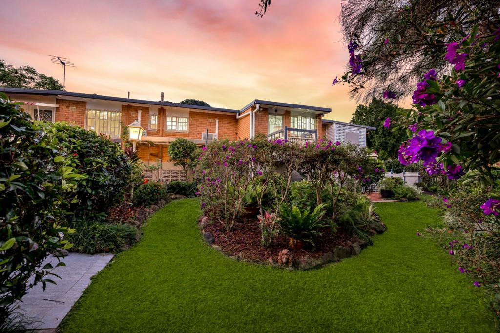 49 Hillview Cres, Whitfield, QLD 4870