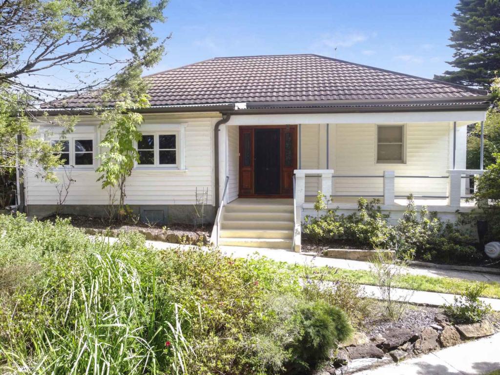 329 Great Western Hwy, Lawson, NSW 2783