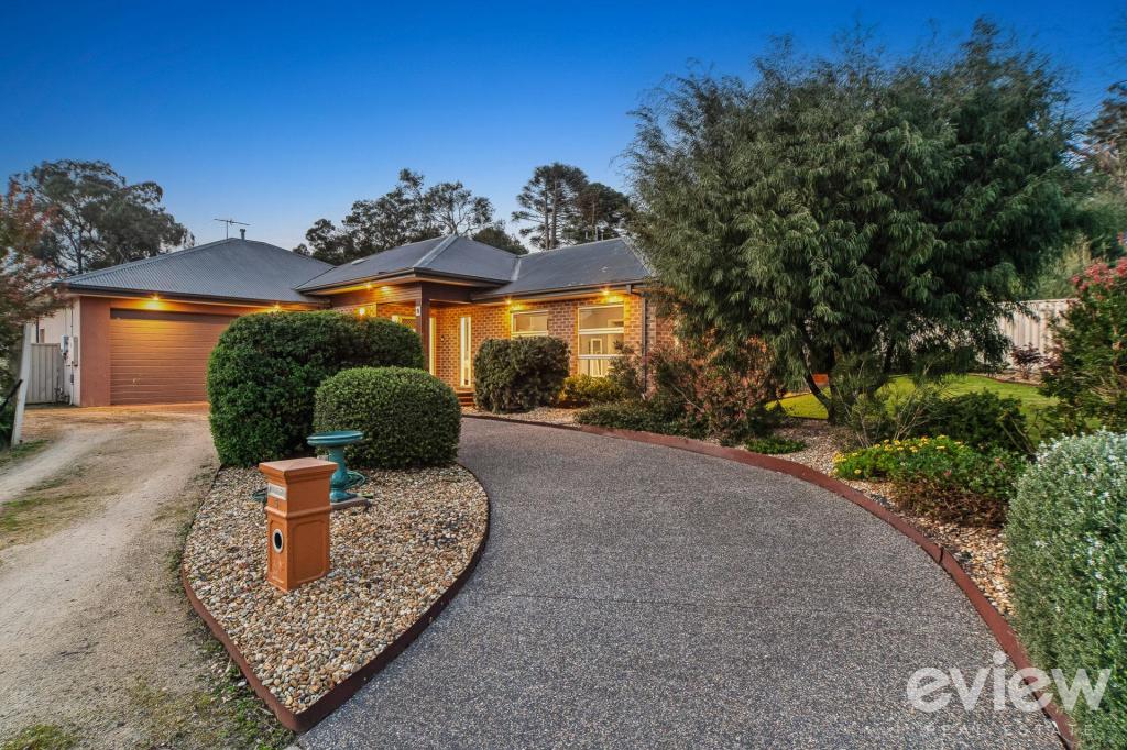 5 Wood Duck Ct, Langwarrin, VIC 3910
