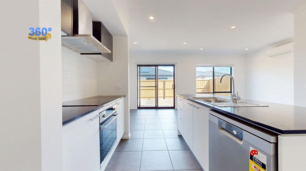 28 Sheniz Ave, Fraser Rise, VIC 3336