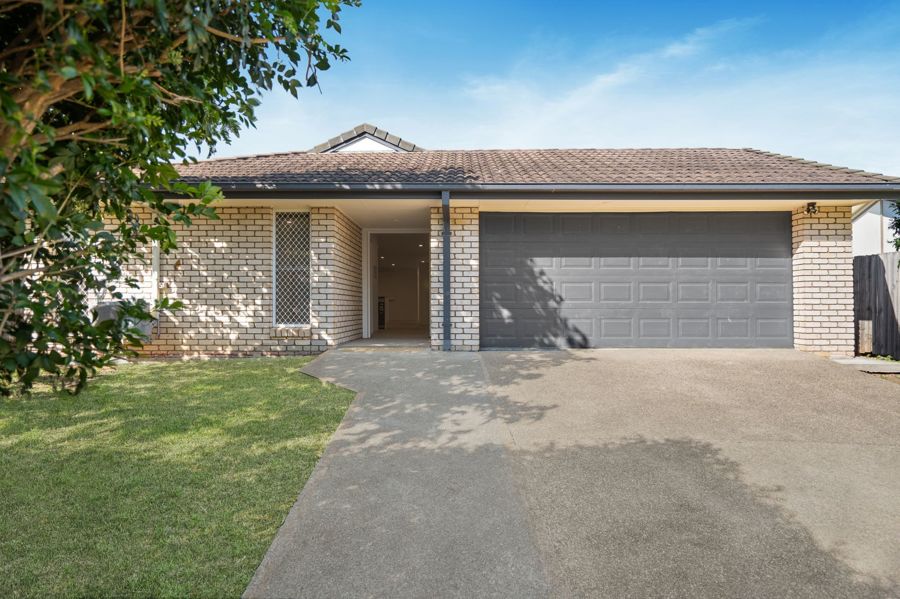 4 MALLER CRES, REDBANK PLAINS, QLD 4301