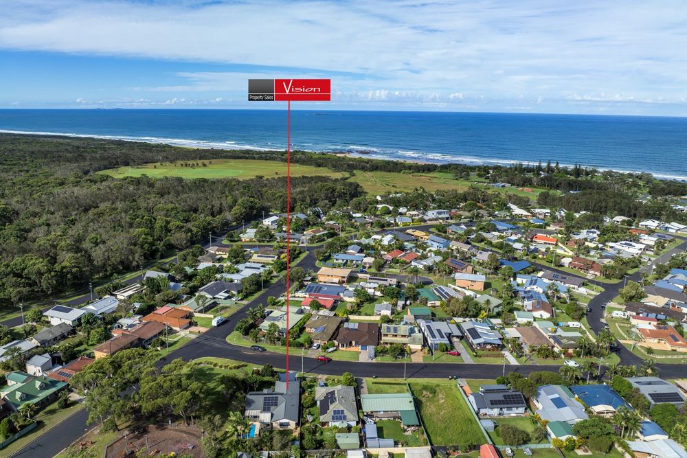 4 Eileen Dr, Corindi Beach, NSW 2456