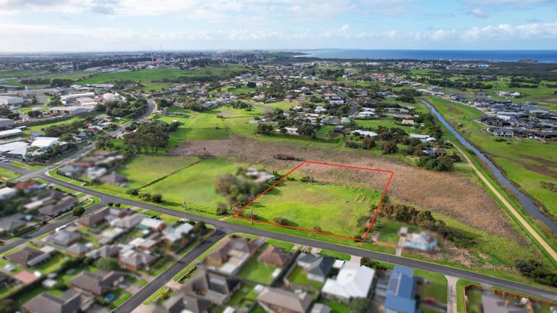 14 Landmann St, Warrnambool, VIC 3280