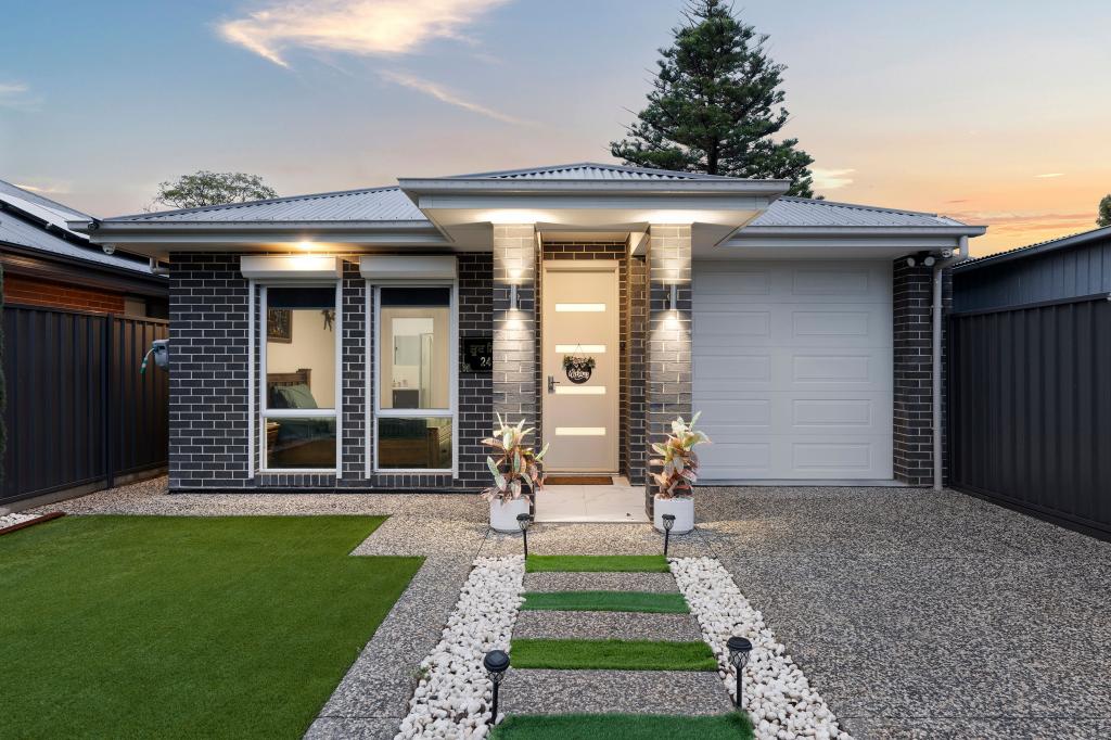24a Berri Rd, Hope Valley, SA 5090