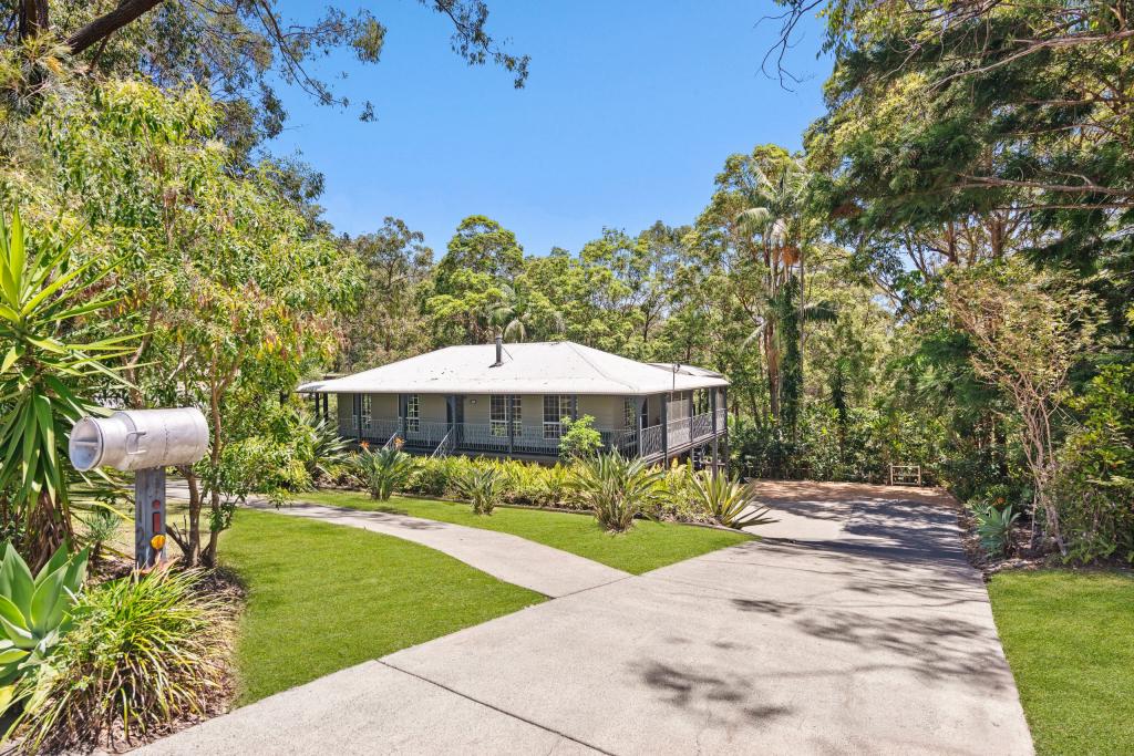 129 Simpsons Rd, Elanora, QLD 4221