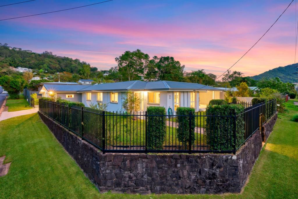 91-93 Mcmanus St, Whitfield, QLD 4870