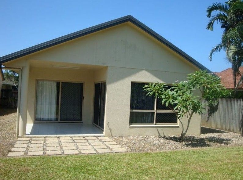 11 Opaline Cl, Brinsmead, QLD 4870