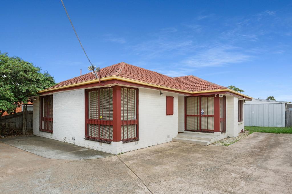 17 MORESBY AVE, SEAFORD, VIC 3198