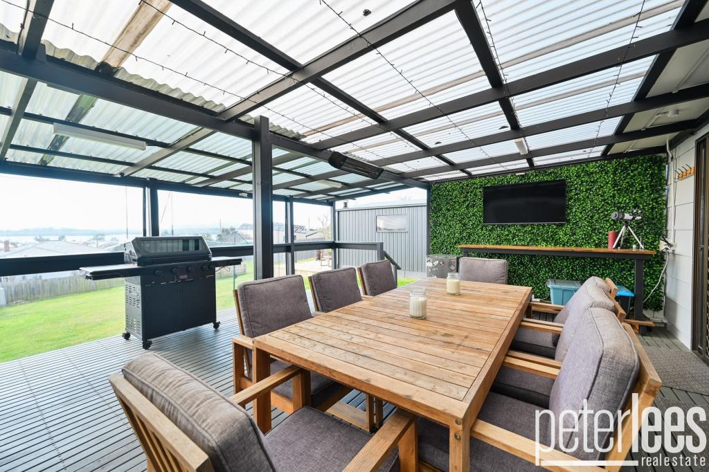 8 Ernest St, Beauty Point, TAS 7270
