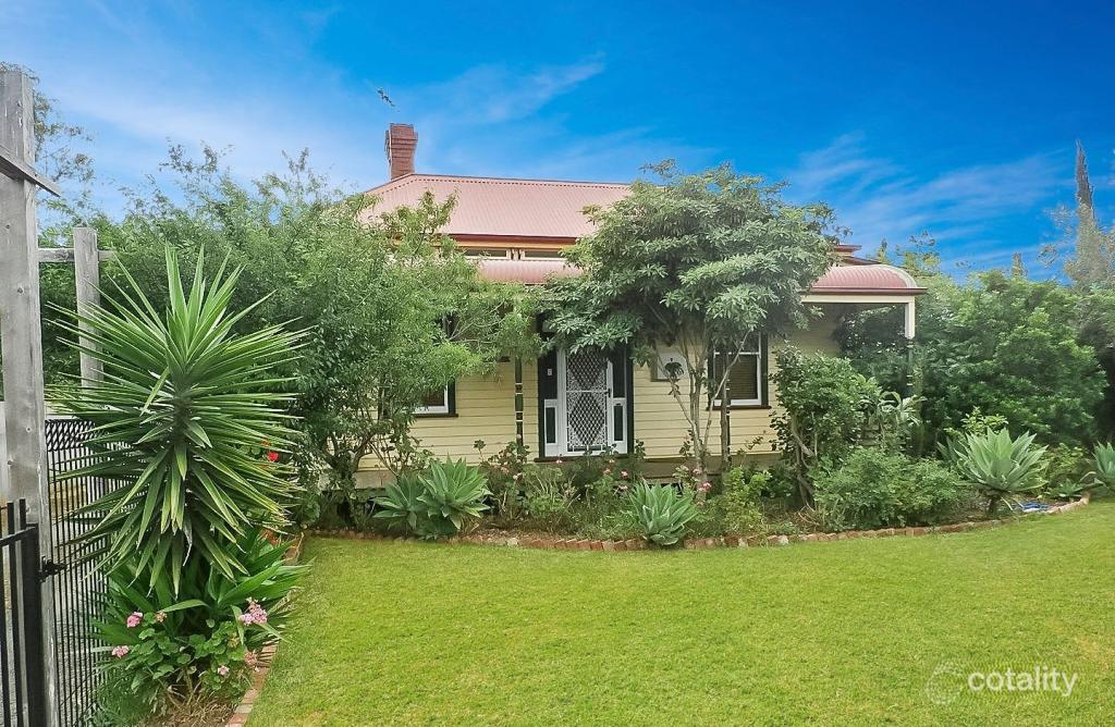 6 COOP ST, WERRIBEE, VIC 3030