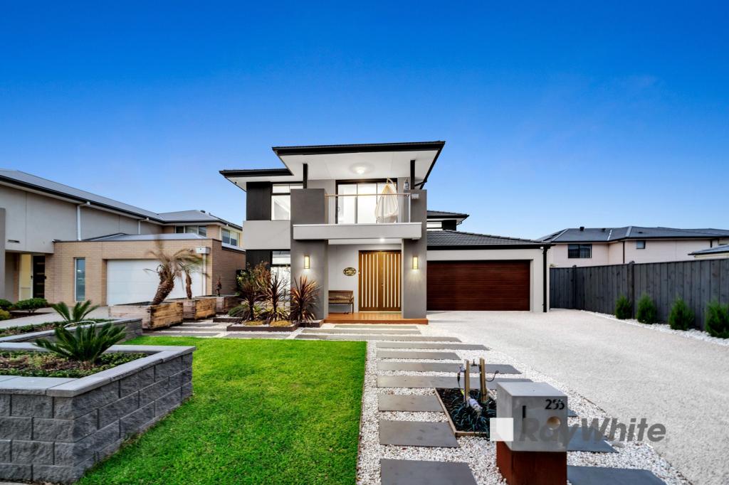 255 Heather Gr, Clyde North, VIC 3978