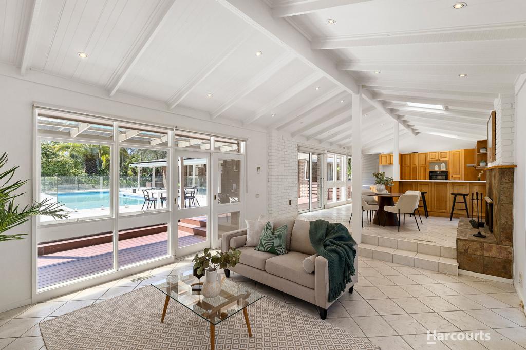 3 Pinewood Dr, Templestowe, VIC 3106