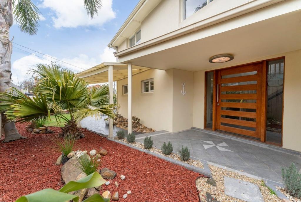 11 Genoa St, Parkdale, VIC 3195