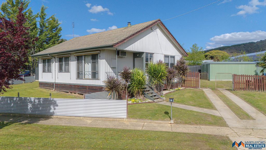 6 Ashdowne Ave, Myrtleford, VIC 3737