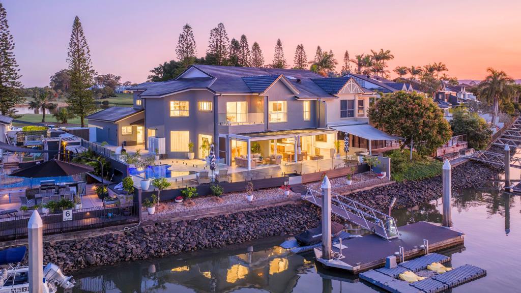 5308 Marine Dr N, Hope Island, QLD 4212