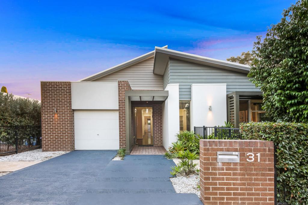 31 PEBBLE CRES, THE PONDS, NSW 2769