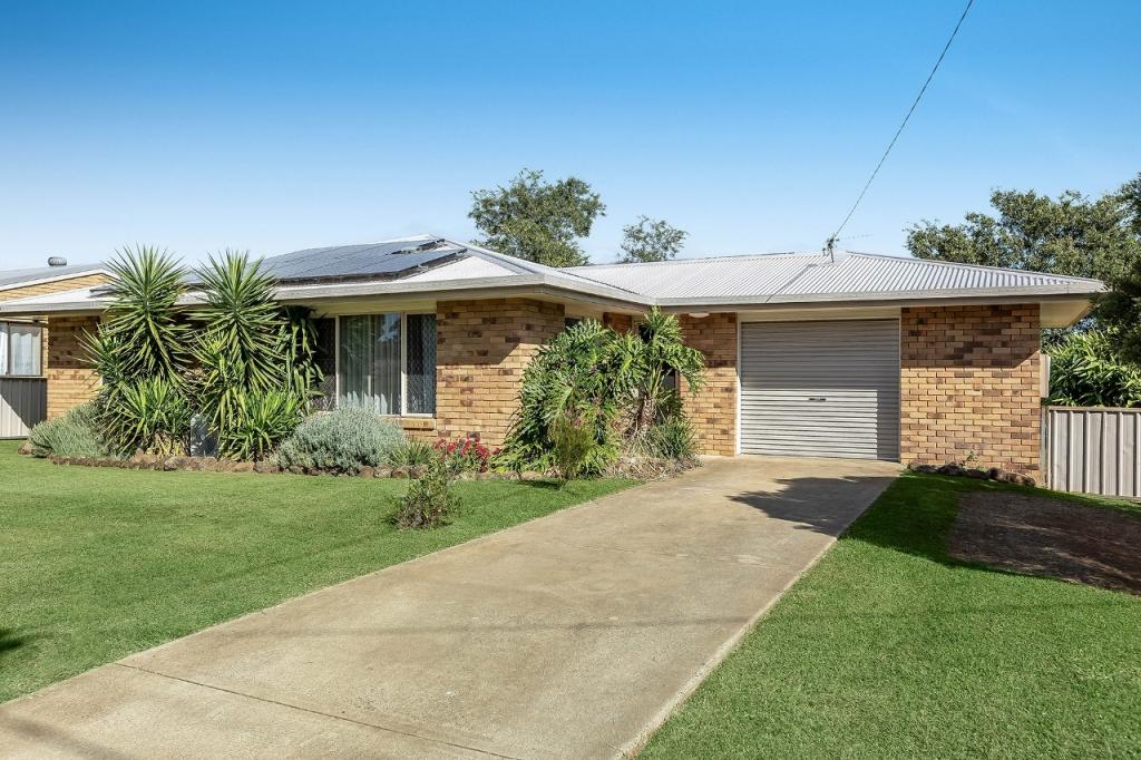 45 Hamlyn Rd, Oakey, QLD 4401