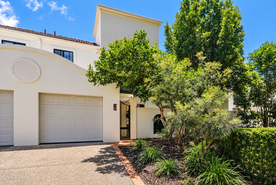 701/22-34 Glenside Dr, Robina, QLD 4226