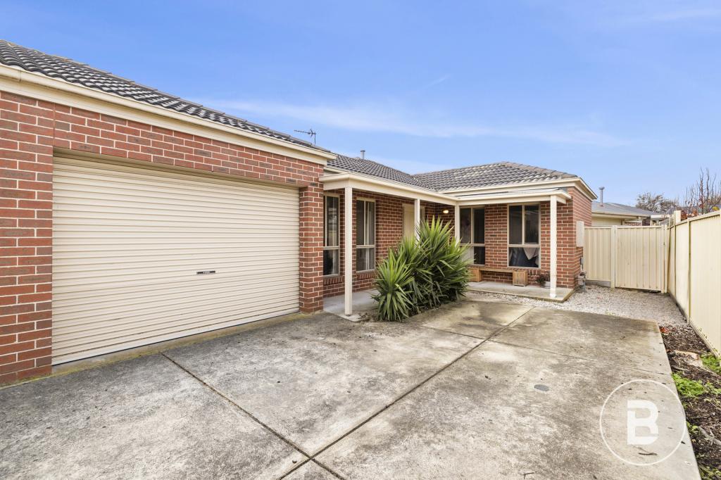 22 WESTCLIFFE CRES, SEBASTOPOL, VIC 3356