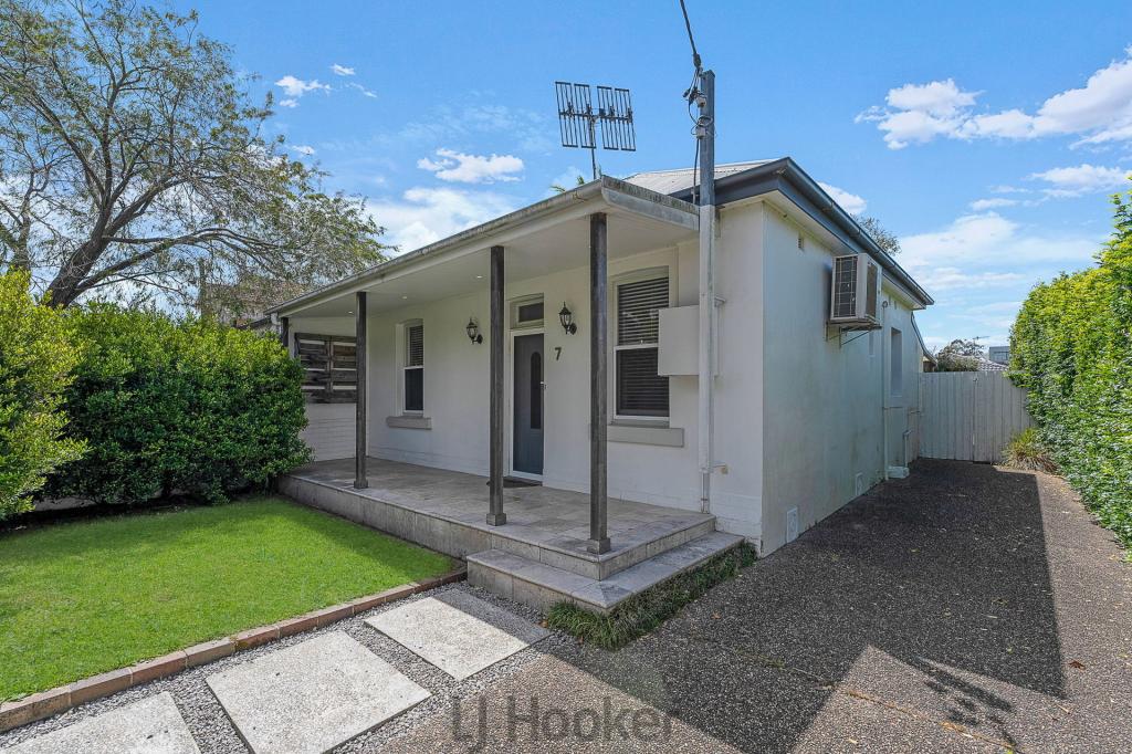 7 Bourke St, Adamstown, NSW 2289