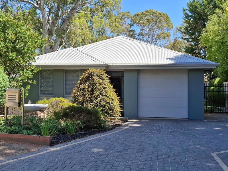 13a Acacia Ct, Aberfoyle Park, SA 5159