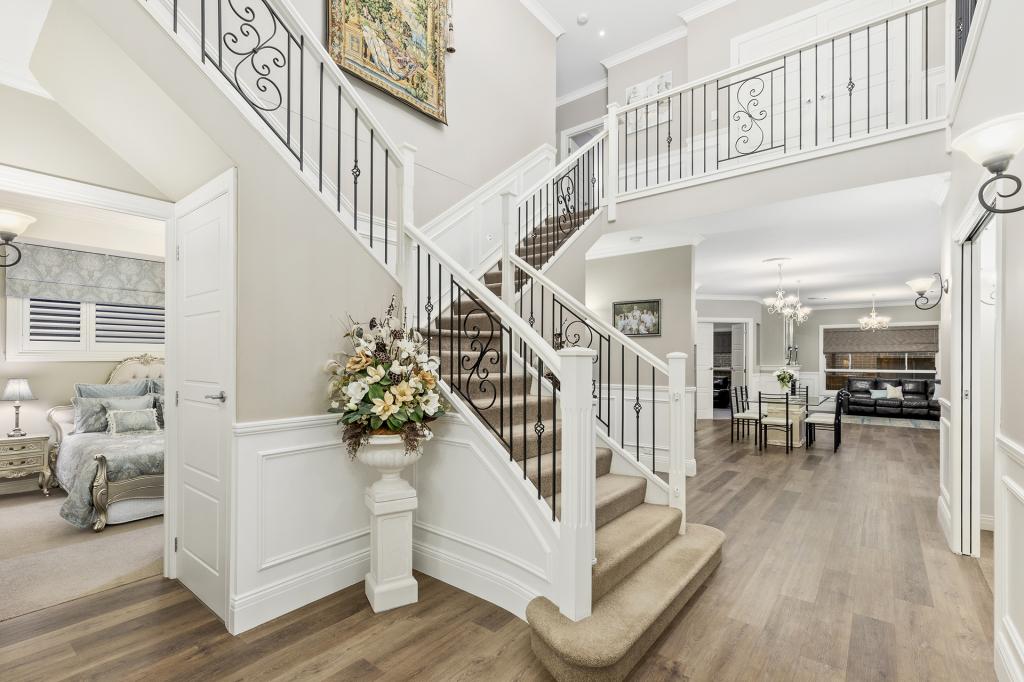 27 Guardian Ave, Beaumont Hills, NSW 2155