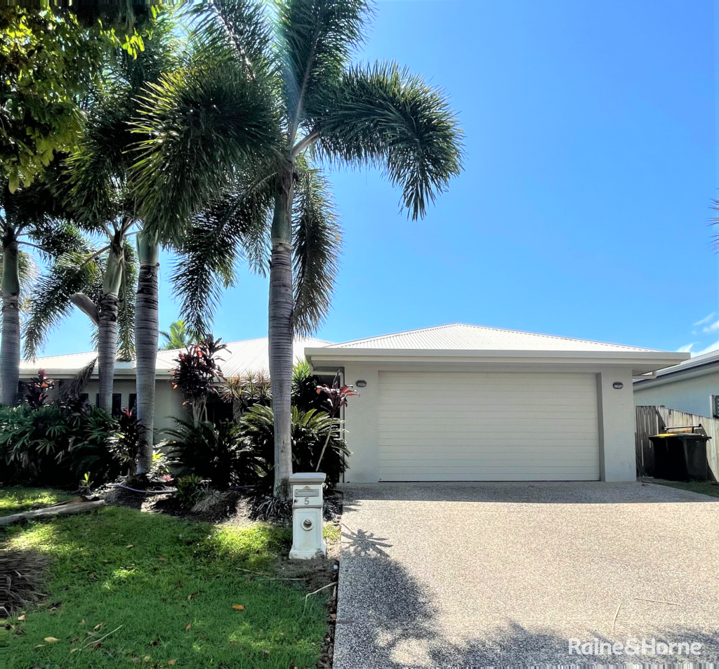 5 FOSSILBROOK BEND, TRINITY PARK, QLD 4879