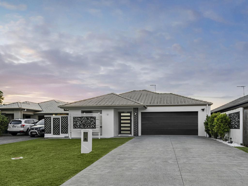 29 Cowrie Cres, Burpengary East, QLD 4505