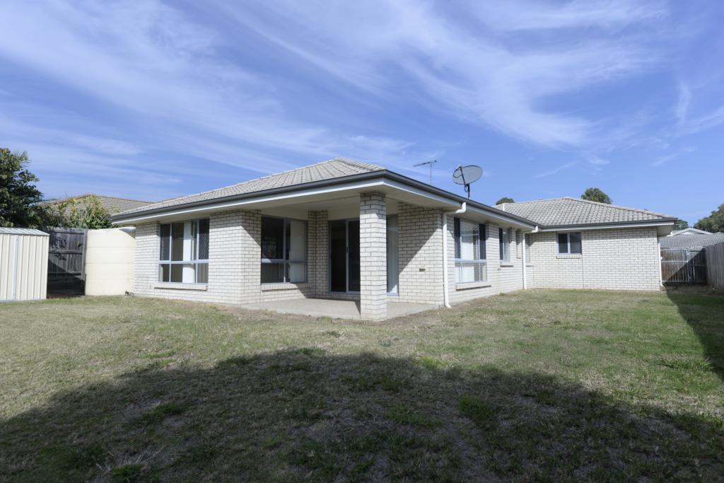 8 Walnut Cres, Lowood, QLD 4311