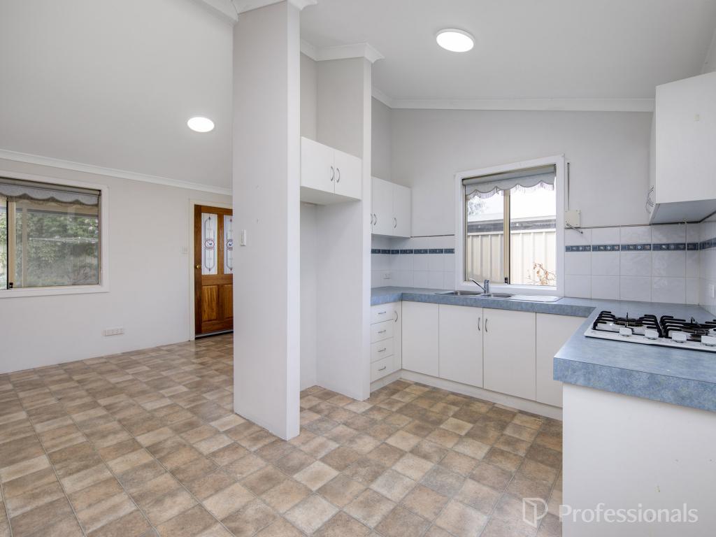 A/130 Kingfisher Ave, Ballajura, WA 6066