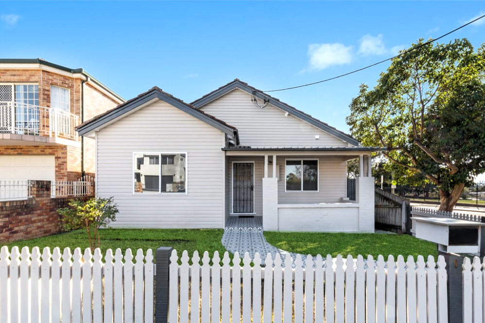 1 Olive St, Kingsgrove, NSW 2208