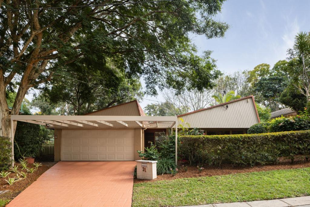 31 Steptoe St, Chapel Hill, QLD 4069