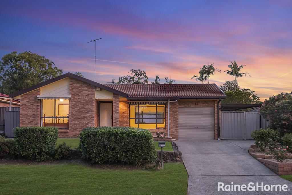 18 Goddard Cres, Quakers Hill, NSW 2763