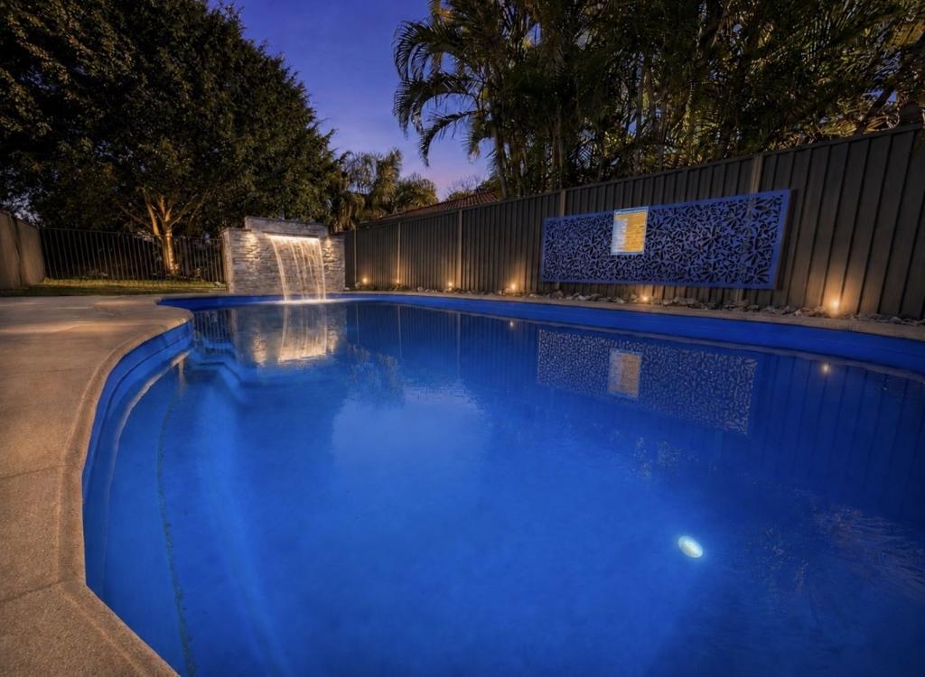 27 Avondale St, Morayfield, QLD 4506