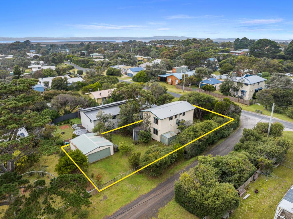 69 Mcindoe Ave, Venus Bay, VIC 3956