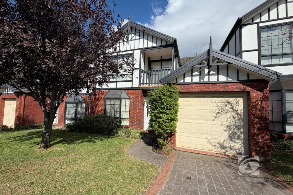 10/40-44 Warrawong Dr, Berwick, VIC 3806