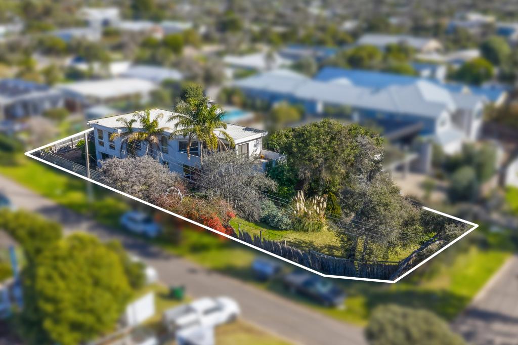 1 GODWIN ST, BLAIRGOWRIE, VIC 3942