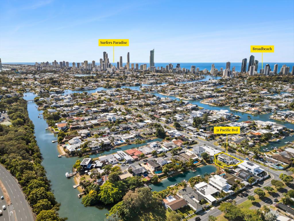 31 Pacific Bvd, Broadbeach Waters, QLD 4218