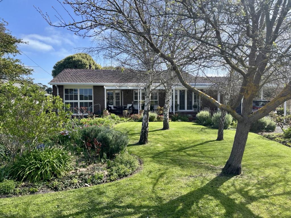 17 Adams St, Donovans, SA 5291