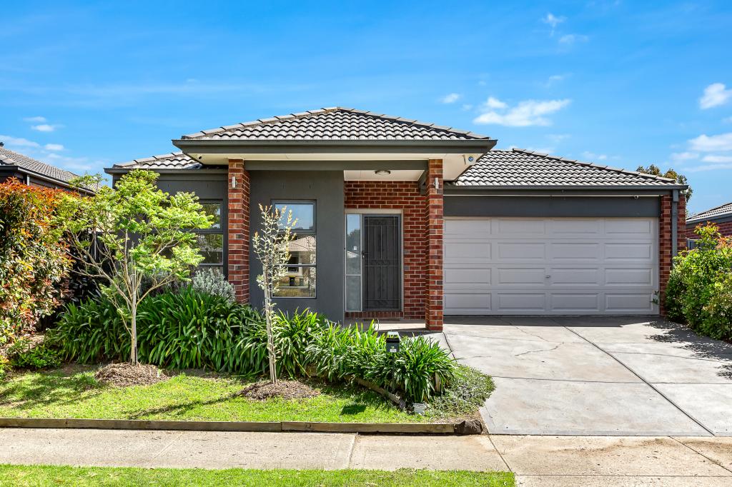 18 Falkirk Dr, Mernda, VIC 3754