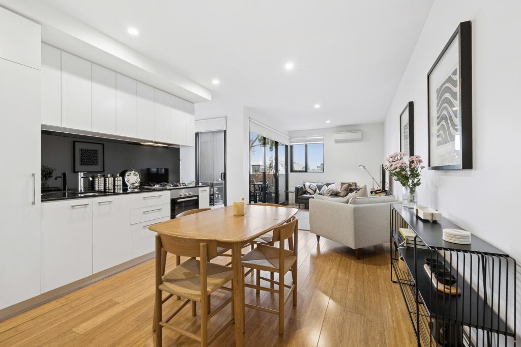 107/10 CLINCH AVE, PRESTON, VIC 3072