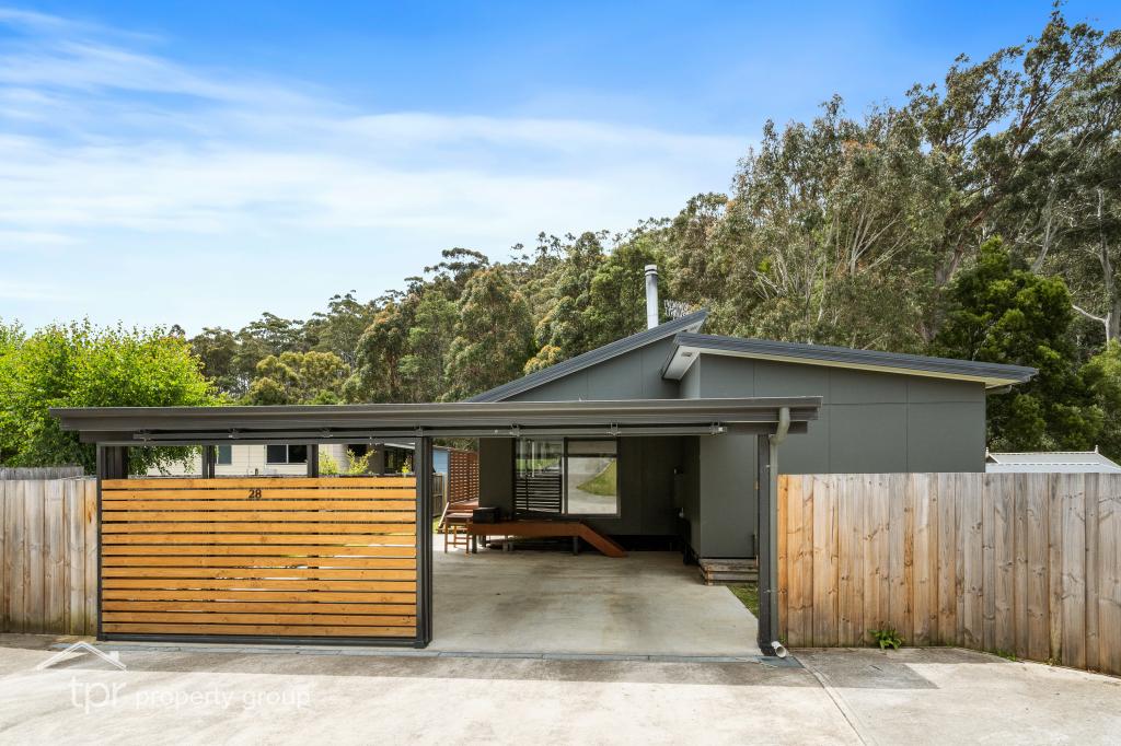 28 ARVE RD, GEEVESTON, TAS 7116
