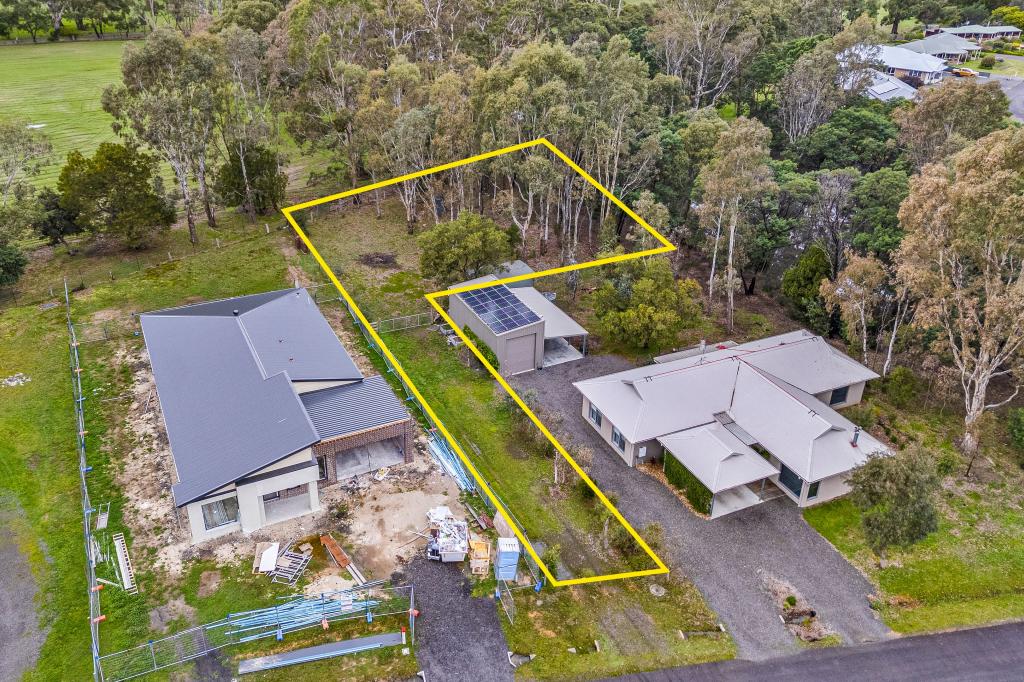 24 Clematis Dr, Halls Gap, VIC 3381