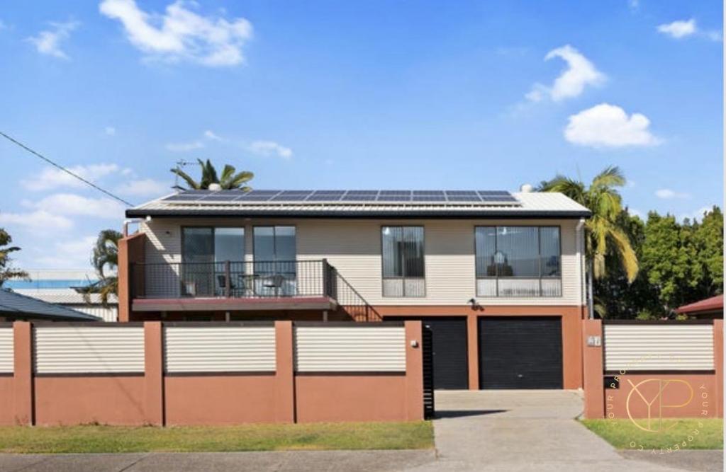 21 TEPEQUAR DR, MAROOCHYDORE, QLD 4558