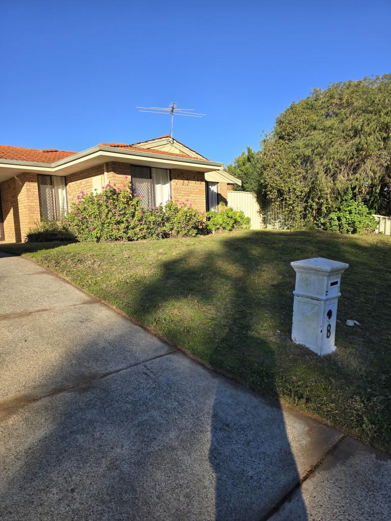 8 Bournan Hts, Parmelia, WA 6167