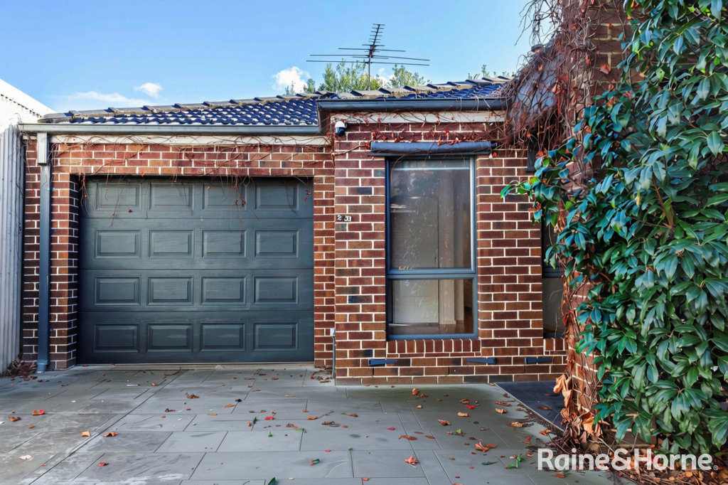 2/31 Macdonald Ave, Altona North, VIC 3025