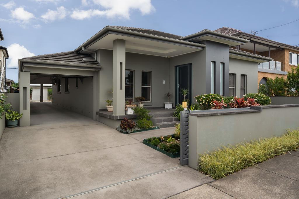 4 Earl St, Merrylands, NSW 2160