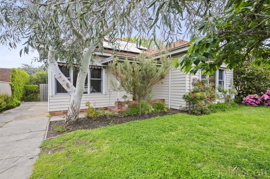 31 Salisbury Ave, Newington, VIC 3350
