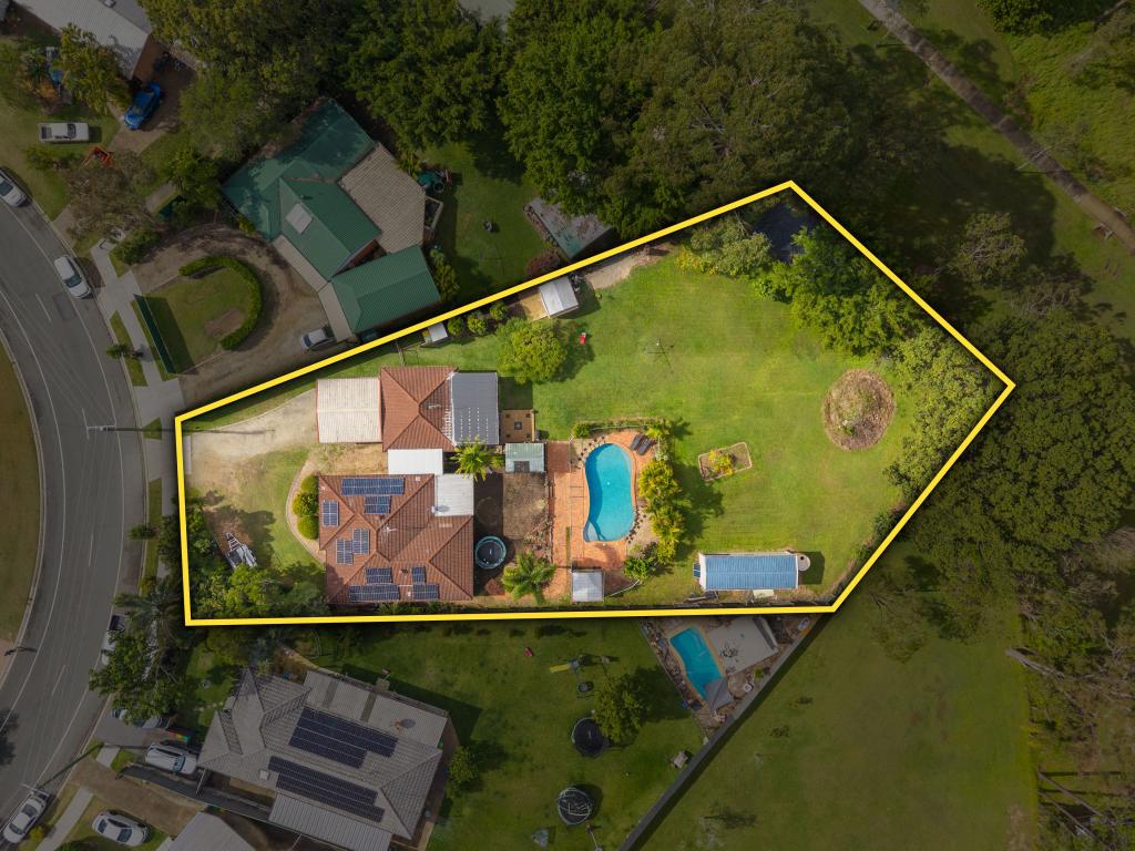 32 Alexander Cres, Morayfield, QLD 4506